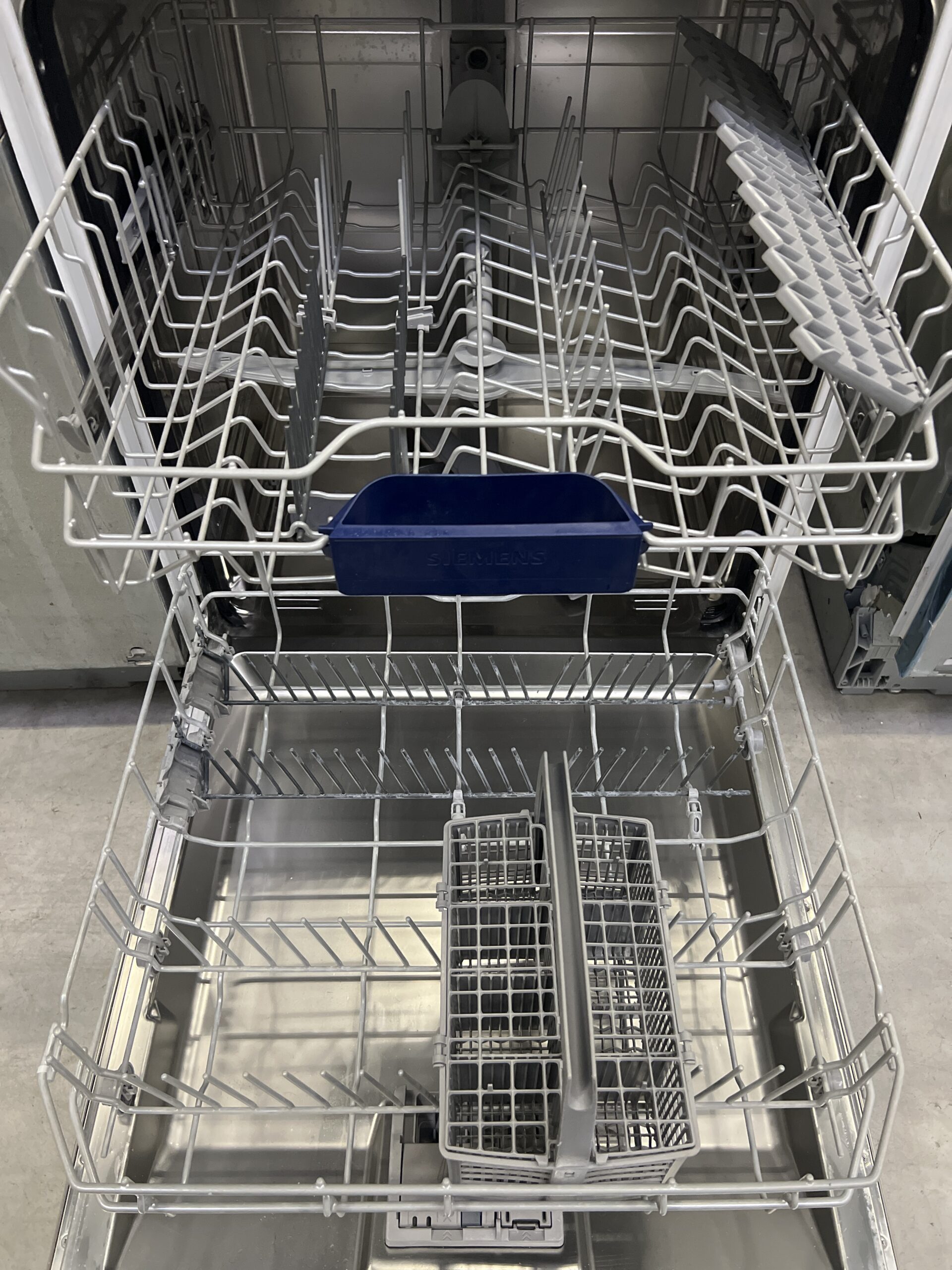 Siemens SN65M030EU volledig geïntegreerde inbouw vaatwasser RVS