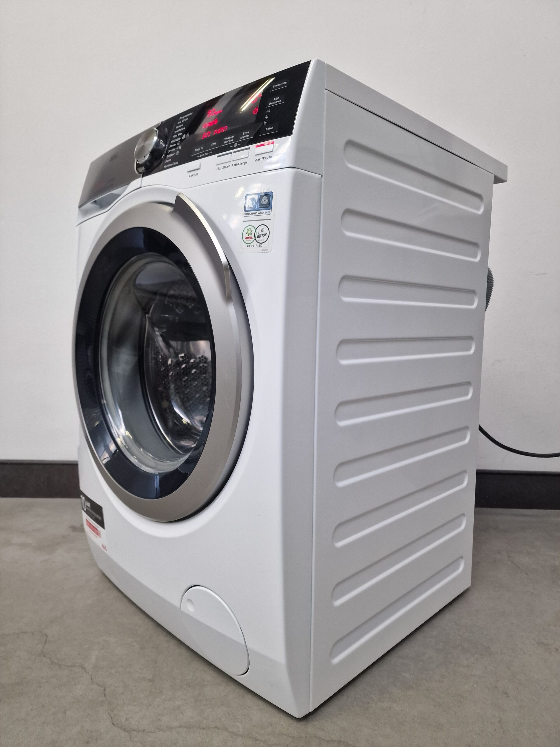 AEG L7FEN94CS wasmachine 9 kg wit