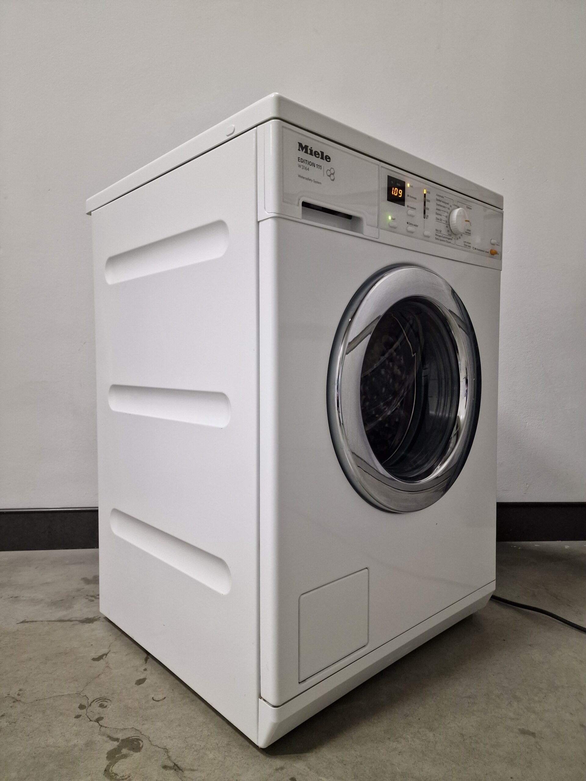 Miele W3164 Edition 111 wasmachine 7 kg wit