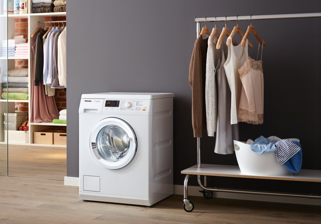 Miele WDA 110 W Classic wasmachine 7 kg met 1400 toeren, SoftCare-trommel en Watercontrol-systeem.