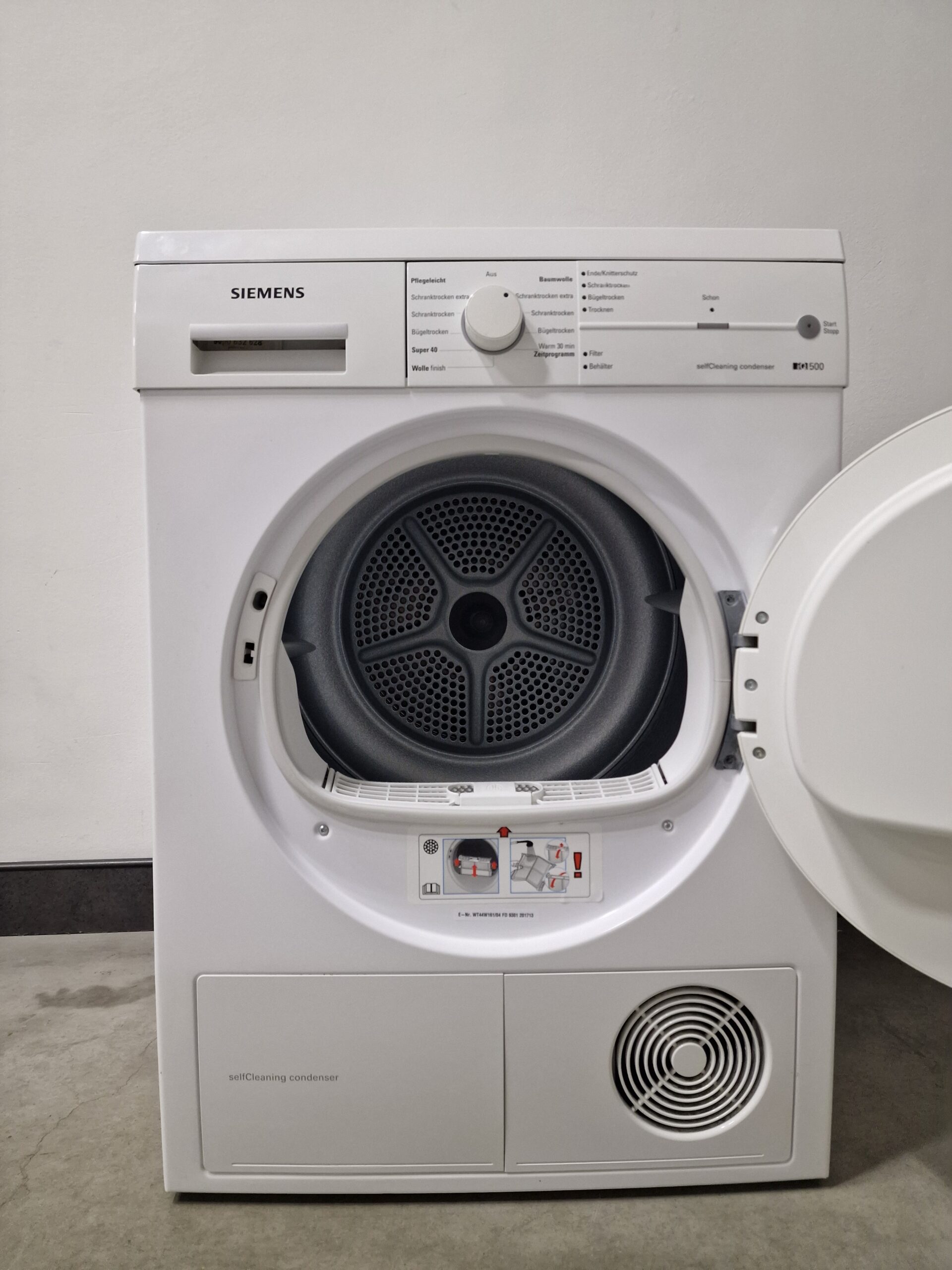 Siemens iQ300 WT44W161 warmtepompdroger 7 kg met SelfCleaning Condenser en automatische vochtmeting.
