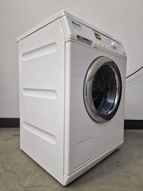 Miele W 3375 wasmachine 7 kg 1600 toeren wit