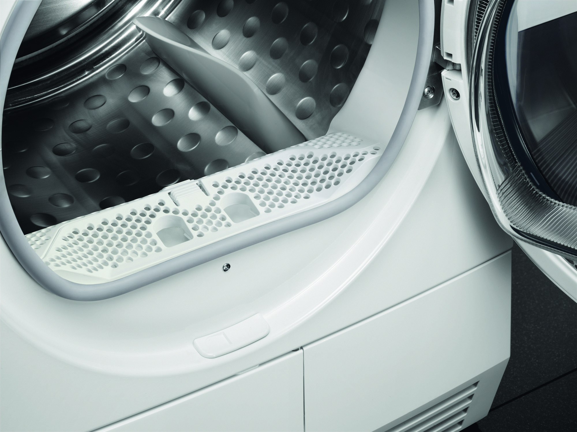 AEG Lavatherm T65771NIH witte warmtepompdroger 7 kg met AbsoluteCare en ProTex Plus