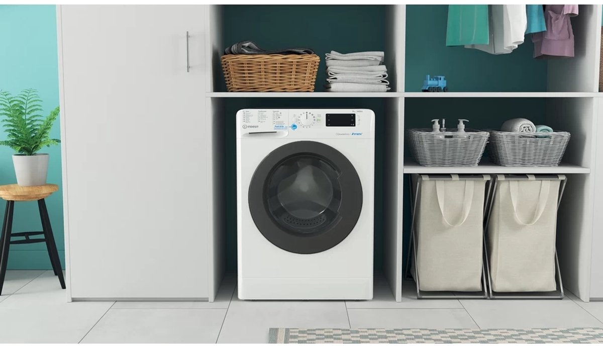 Indesit BWEBE 91485X WK N witte wasmachine met zwarte deur 9 kg 1400 toeren Push & Go
