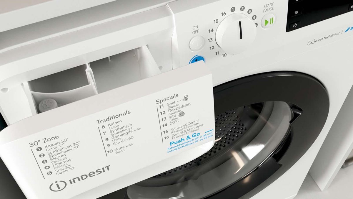Indesit BWEBE 91485X WK N witte wasmachine met zwarte deur 9 kg 1400 toeren Push & Go