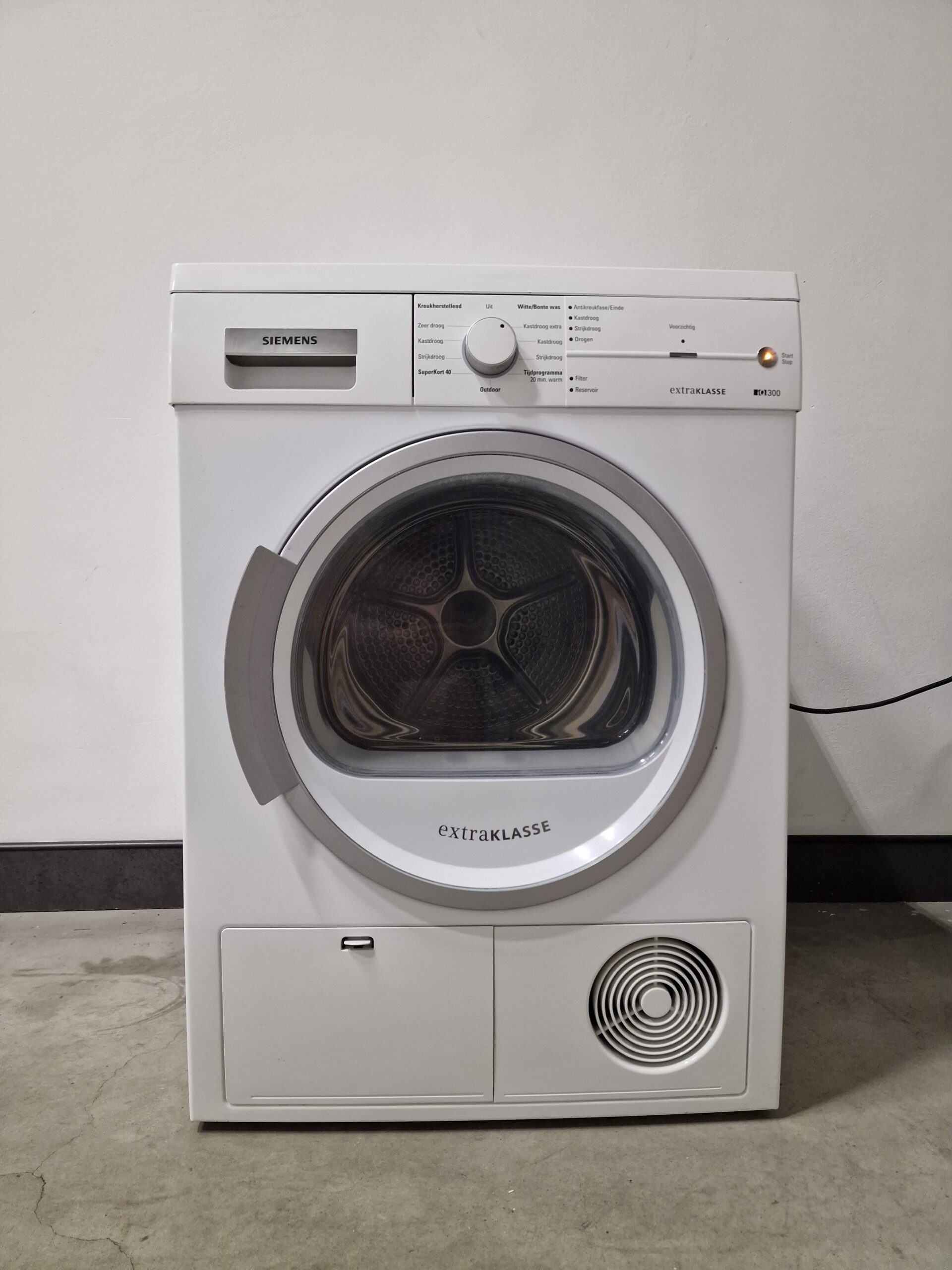 Siemens iQ300 WT46E183NL witte condensdroger 7 kg met autoDry, softDry en superKort 40